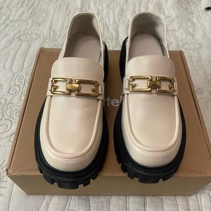 white/beige leather platform loafers with chain